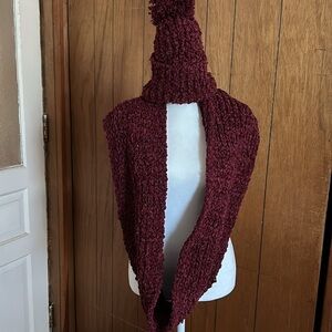 NWOT SONOMA Infinity Scarf & Hat Set
